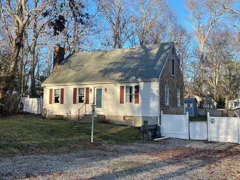 40 Briar Patch Ln, Mashpee, MA 02649 photo 1