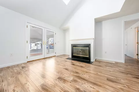 Entry Way - 6 Executive Dr, Mashpee, MA 02649 photo 1 of 1