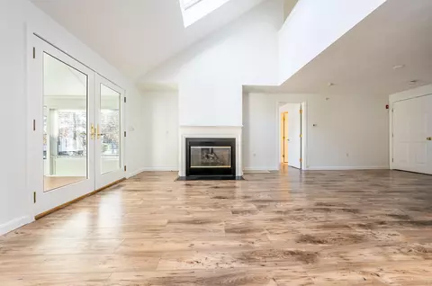 Living - 6 Executive Dr, Mashpee, MA 02649 photo 2 of 3