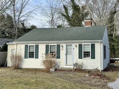 62 Oak Rd, Eastham, MA 02642 photo 2