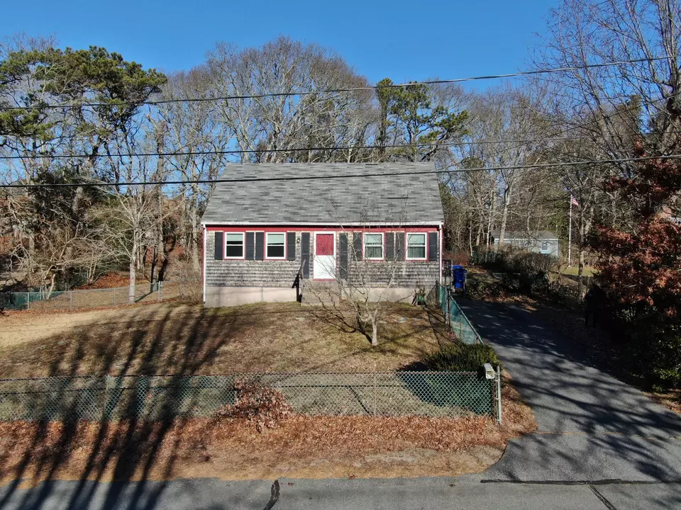 24 Williams Ave, Pocasset, MA 02559 53 Photos Movoto