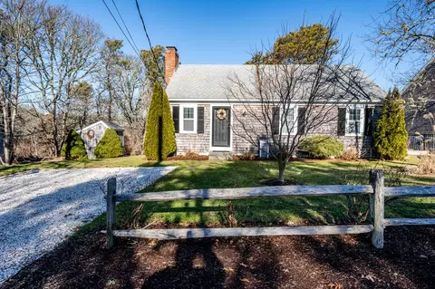 40 Stephen Dr, Chatham, MA 02633 photo 1
