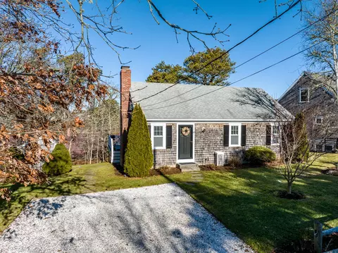 40 Stephen Dr, Chatham, MA 02633 photo 2