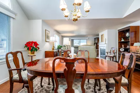 5 Beacon Ct, Mashpee, MA 02649 photo 7