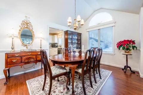 5 Beacon Ct, Mashpee, MA 02649 photo 6