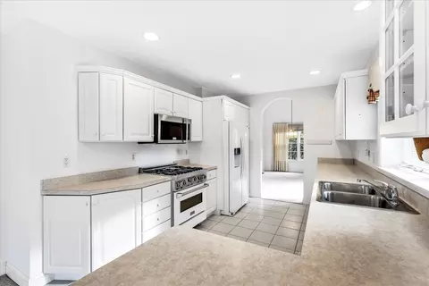 14 Bishops Park, Mashpee, MA 02649 photo 9