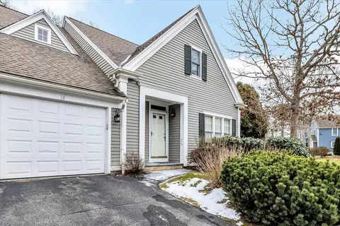 14 Bishops Park, Mashpee, MA 02649 photo 1