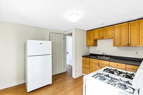 Kitchen - 62 Baldwin Rd, Dennis, MA 02638 photo 6 of 8
