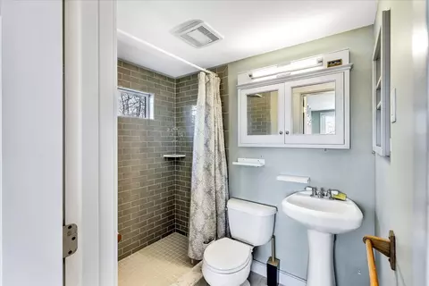 Bath - 62 Baldwin Rd, Dennis, MA 02638 photo 1 of 5