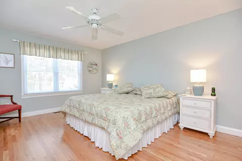 Bedroom - 77 Gold Leaf Ln, Mashpee, MA 02649 photo 1 of 4