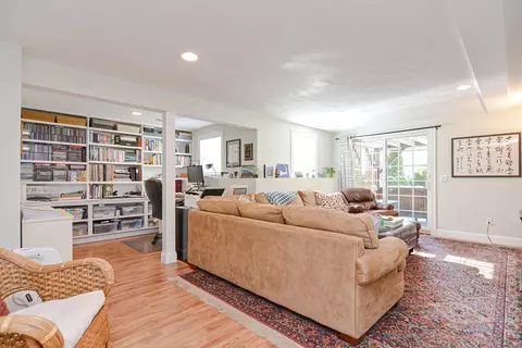 Living - 77 Gold Leaf Ln, Mashpee, MA 02649 photo 7 of 7