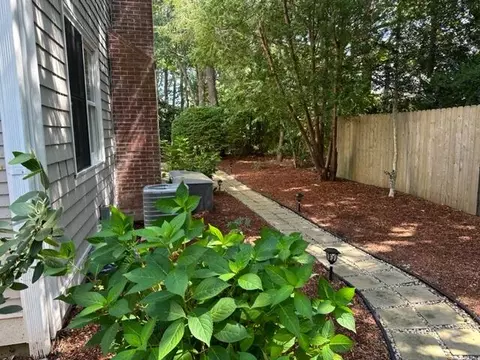 Exterior - 201 Dunrobin Rd, Mashpee, MA 02649 photo 3 of 7