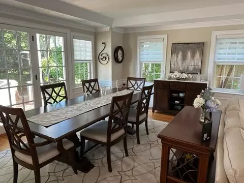 Dining - 201 Dunrobin Rd, Mashpee, MA 02649 photo 2 of 3
