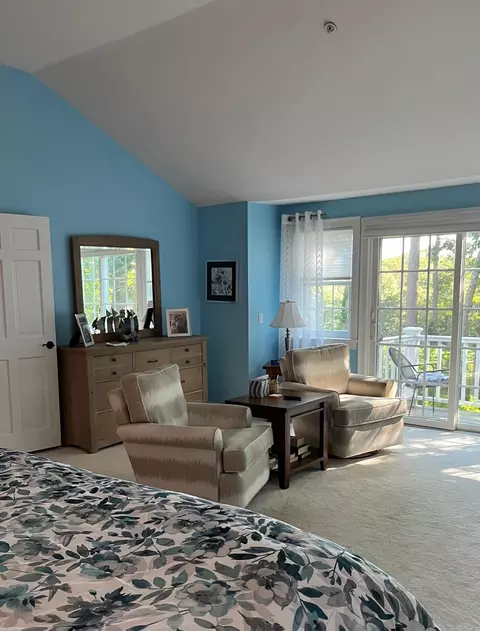 Living - 201 Dunrobin Rd, Mashpee, MA 02649 photo 4 of 6