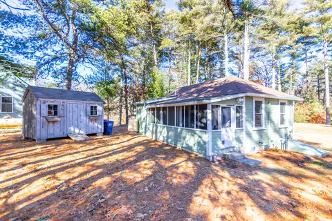 35 Blackmore Pond Cir, West Wareham, MA 02576 photo 17