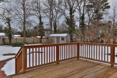 Exterior - 156 Sheaffer Rd, Centerville, MA 02632 photo 3 of 6