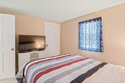 Bedroom - 156 Sheaffer Rd, Centerville, MA 02632 photo 4 of 6
