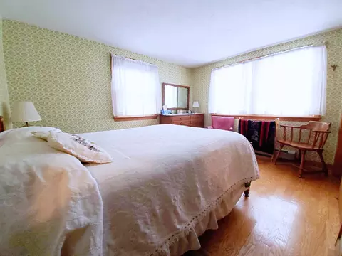 Bedroom - 50 Wiley Ln, Eastham, MA 02642 photo 2 of 8