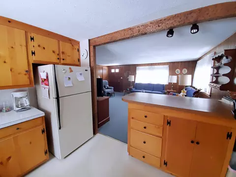 Kitchen - 50 Wiley Ln, Eastham, MA 02642 photo 2 of 8