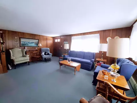 Living - 50 Wiley Ln, Eastham, MA 02642 photo 5 of 7