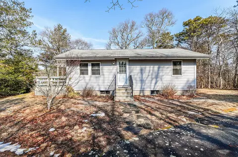 53 Forest Dr, Mashpee, MA 02649 photo 2