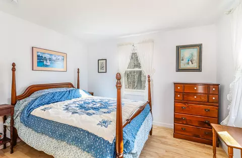 53 Forest Dr, Mashpee, MA 02649 photo 9