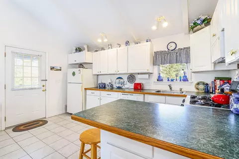 53 Forest Dr, Mashpee, MA 02649 photo 6