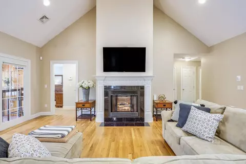 Living - 12 Penelope Rd, Bourne, MA 02532 photo 3 of 7