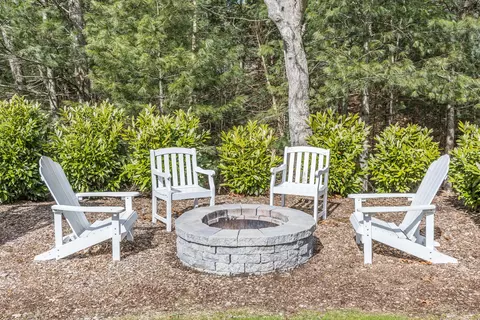 Exterior - 12 Penelope Rd, Bourne, MA 02532 photo 7 of 12