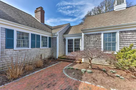 Exterior - 65 Geranium Dr, Chatham, MA 02633 photo 2 of 3