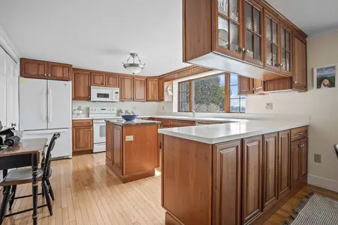 Kitchen - 65 Geranium Dr, Chatham, MA 02633 photo 1 of 3