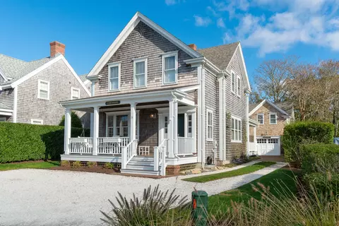 7 New Ln # A, Nantucket, MA 02554