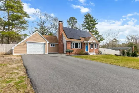 299 Cotuit Rd, Mashpee, MA 02649 photo 1