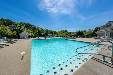 11 Classic Cir, Mashpee, MA 02649 photo 18