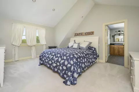 Bedroom - 2 Daffodil Ln, West Barnstable, MA 02668 photo 3 of 16