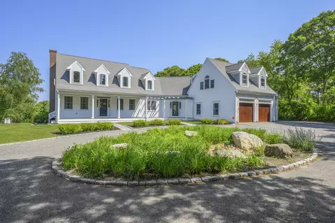 Exterior - 2 Daffodil Ln, West Barnstable, MA 02668 photo 1 of 18
