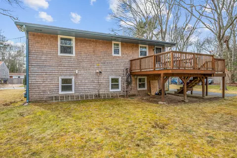 Exterior - 34 Bee Ln, Centerville, MA 02632 photo 6 of 6