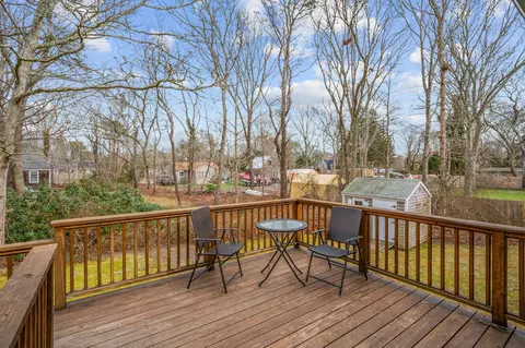 Exterior - 34 Bee Ln, Centerville, MA 02632 photo 4 of 6