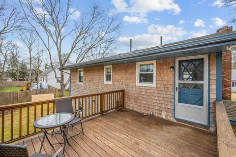 Exterior - 34 Bee Ln, Centerville, MA 02632 photo 3 of 6