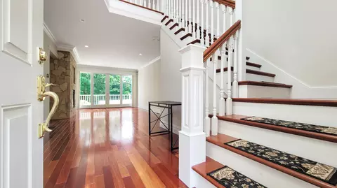 4 Quinns Way, Mashpee, MA 02649 photo 3