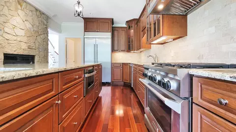4 Quinns Way, Mashpee, MA 02649 photo 11