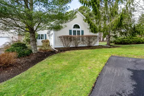Exterior - 14 Executive Dr, Mashpee, MA 02649 photo 3 of 10