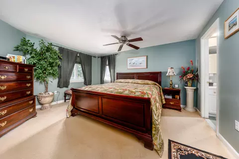 Bedroom - 14 Executive Dr, Mashpee, MA 02649 photo 1 of 5