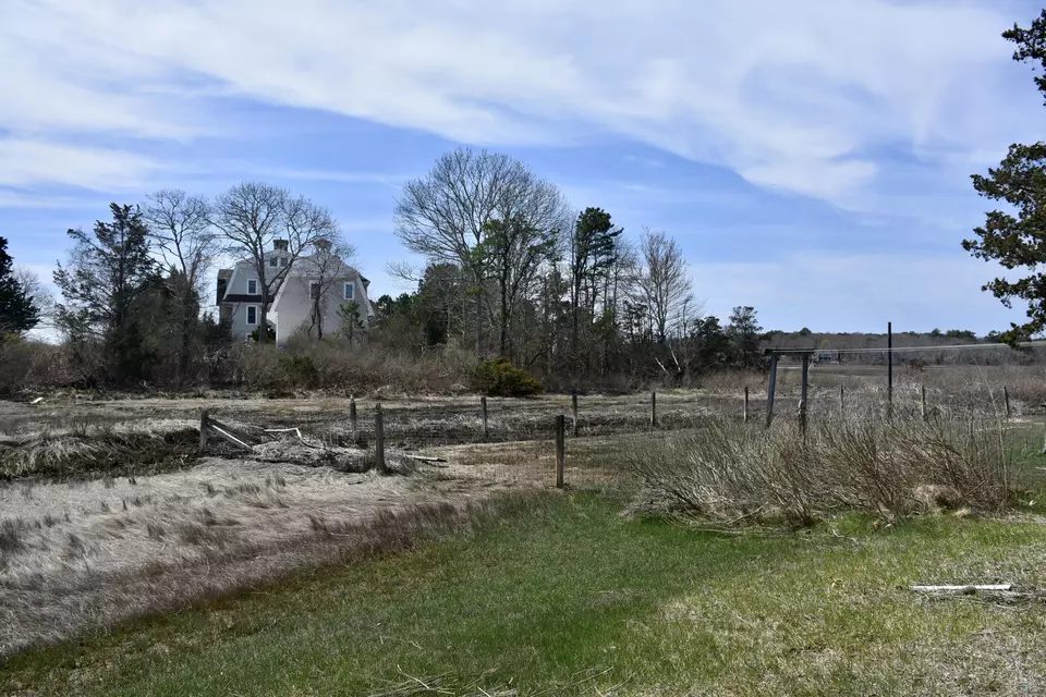 28 Harbor View Rd, Pocasset, MA 02559 15 Photos Movoto