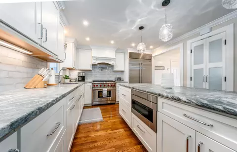 Kitchen - 117 Spice Ln, Osterville, MA 02655 photo 3 of 4