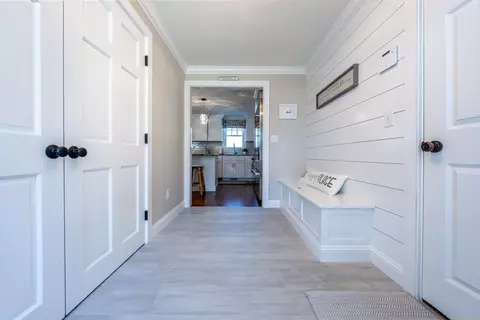 Entry Way - 117 Spice Ln, Osterville, MA 02655 photo 2 of 2