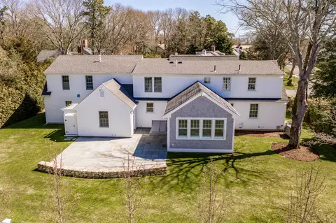 Exterior - 117 Spice Ln, Osterville, MA 02655 photo 4 of 8