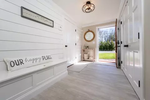 Entry Way - 117 Spice Ln, Osterville, MA 02655 photo 1 of 2