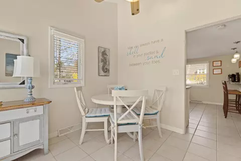 Dining - 34 Cappawack Rd, Mashpee, MA 02649 photo 2 of 3