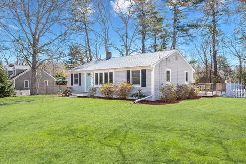 Exterior - 34 Cappawack Rd, Mashpee, MA 02649 photo 6 of 16